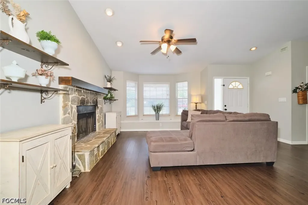 6649 Hartland Street Fort Myers FL 33966