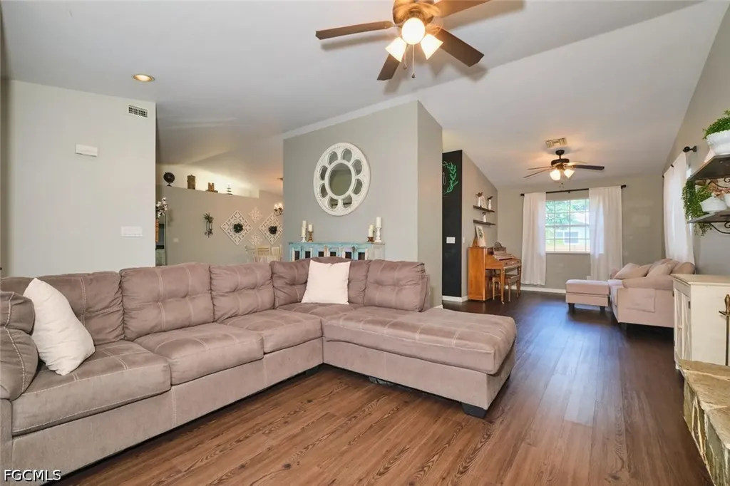 6649 Hartland Street Fort Myers FL 33966