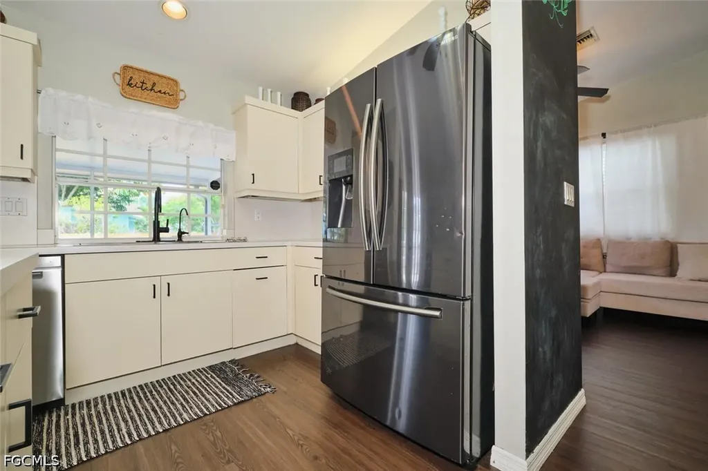 6649 Hartland Street Fort Myers FL 33966