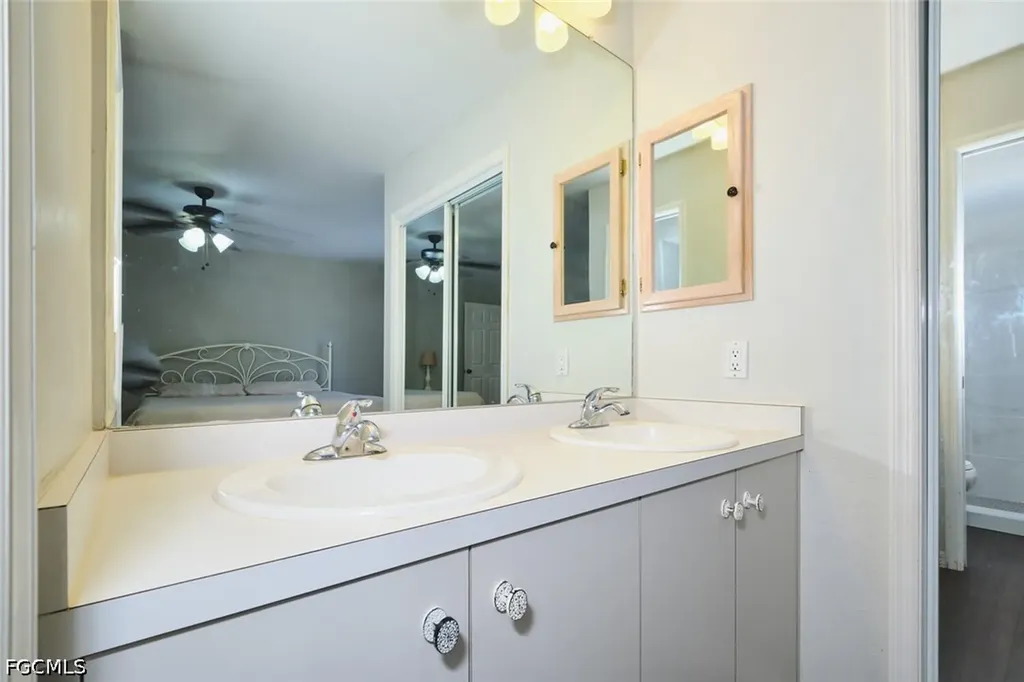 6649 Hartland Street Fort Myers FL 33966