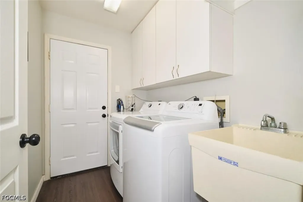 6649 Hartland Street Fort Myers FL 33966
