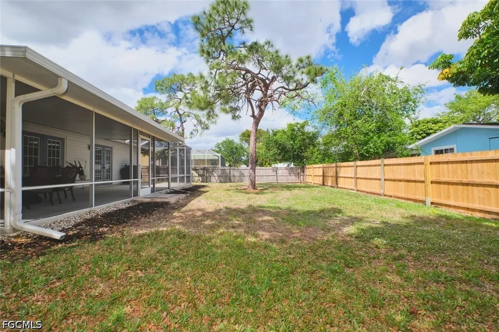 6649 Hartland Street Fort Myers FL 33966