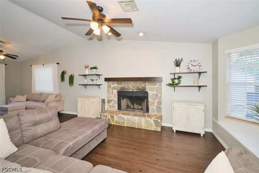 6649 Hartland Street Fort Myers FL 33966