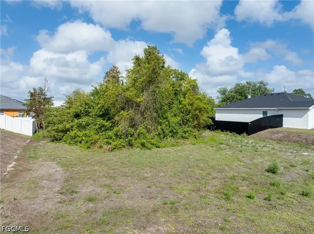 2616 NE 5th Avenue Cape Coral FL 33909