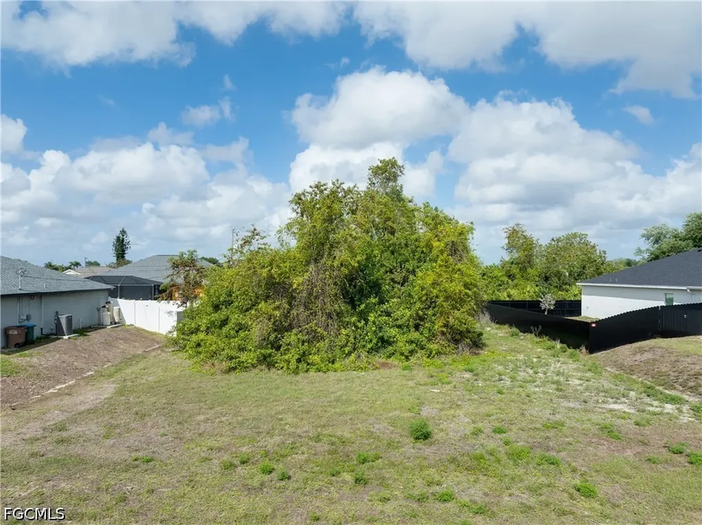 2616 NE 5th Avenue Cape Coral FL 33909