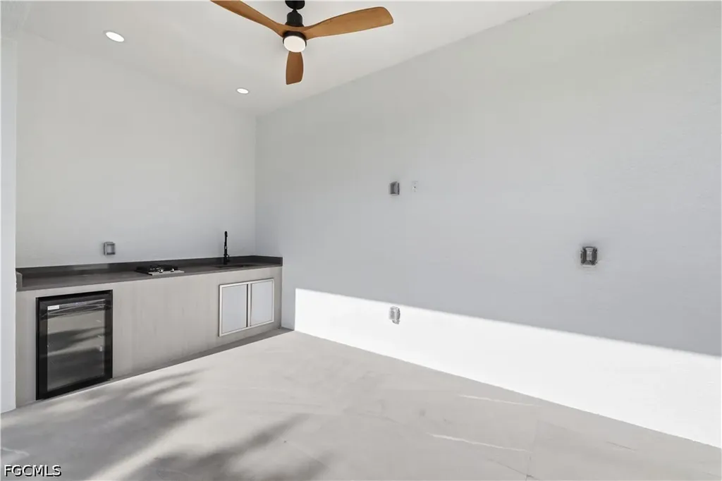 3113 NE Juanita Place Cape Coral FL 33909