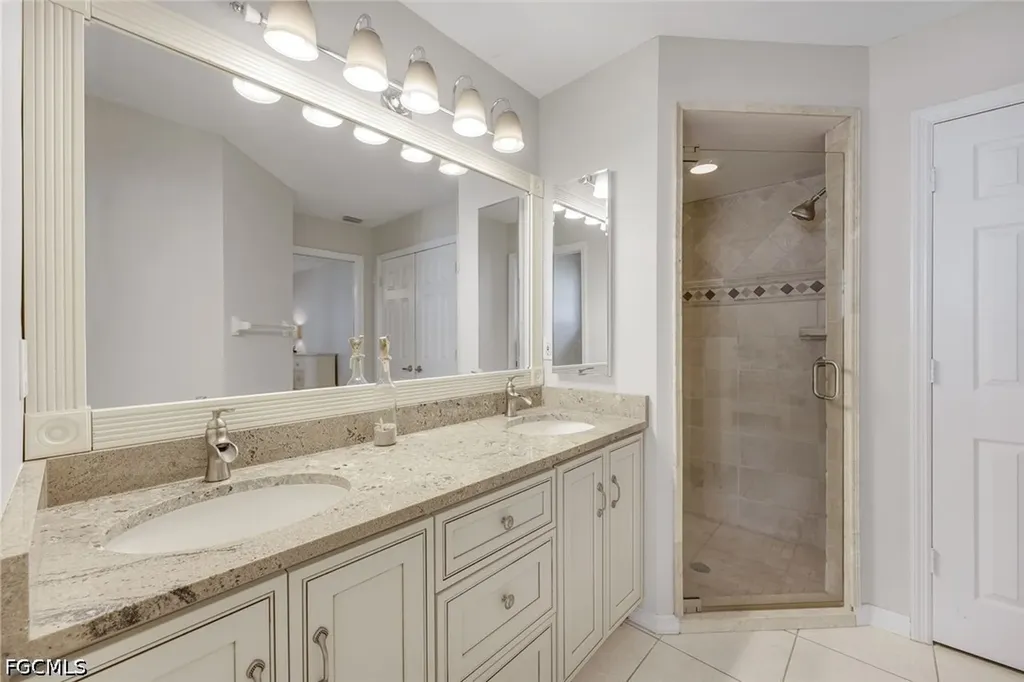 2513 Everest Parkway Cape Coral FL 33904