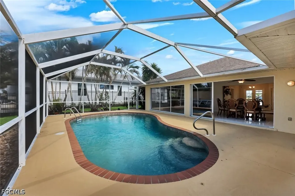 2513 Everest Parkway Cape Coral FL 33904