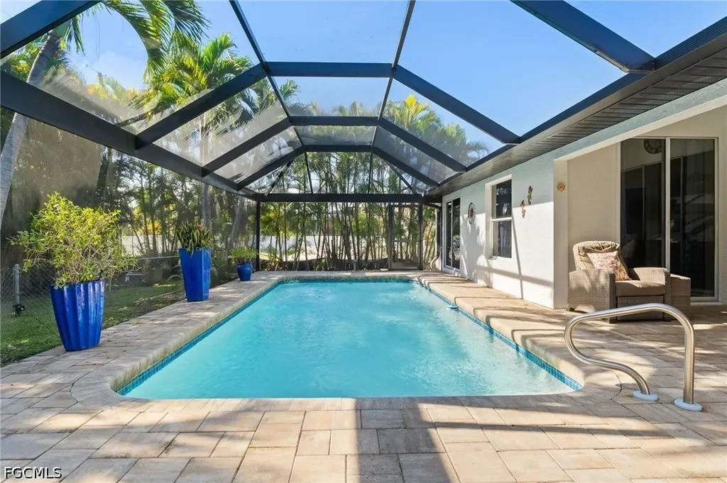4813 SW 25th Court Cape Coral FL 33914
