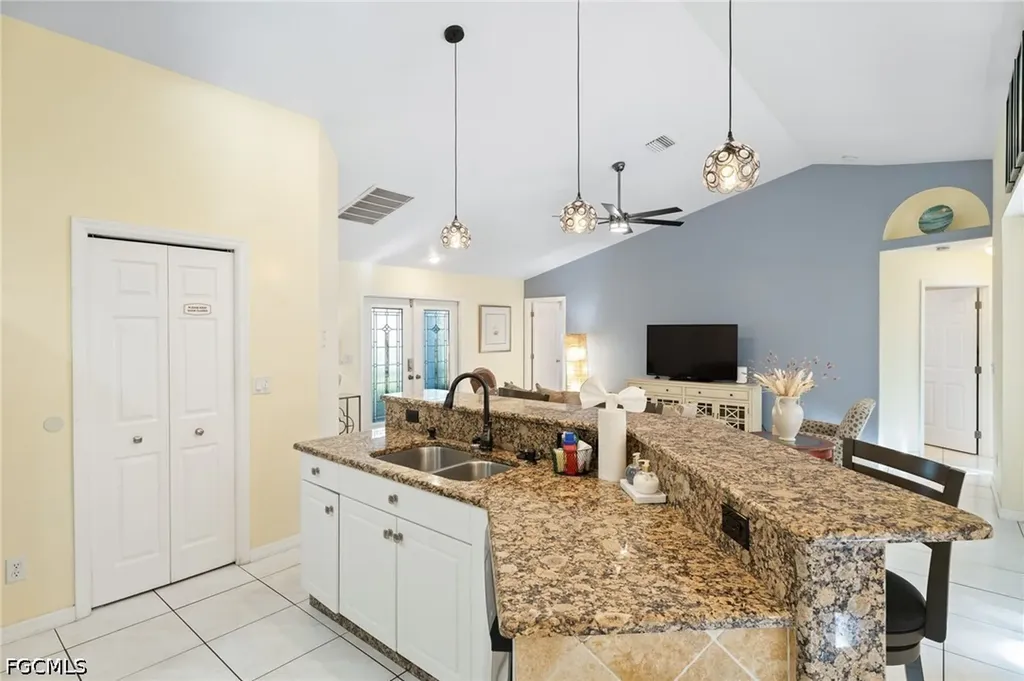 4813 SW 25th Court Cape Coral FL 33914