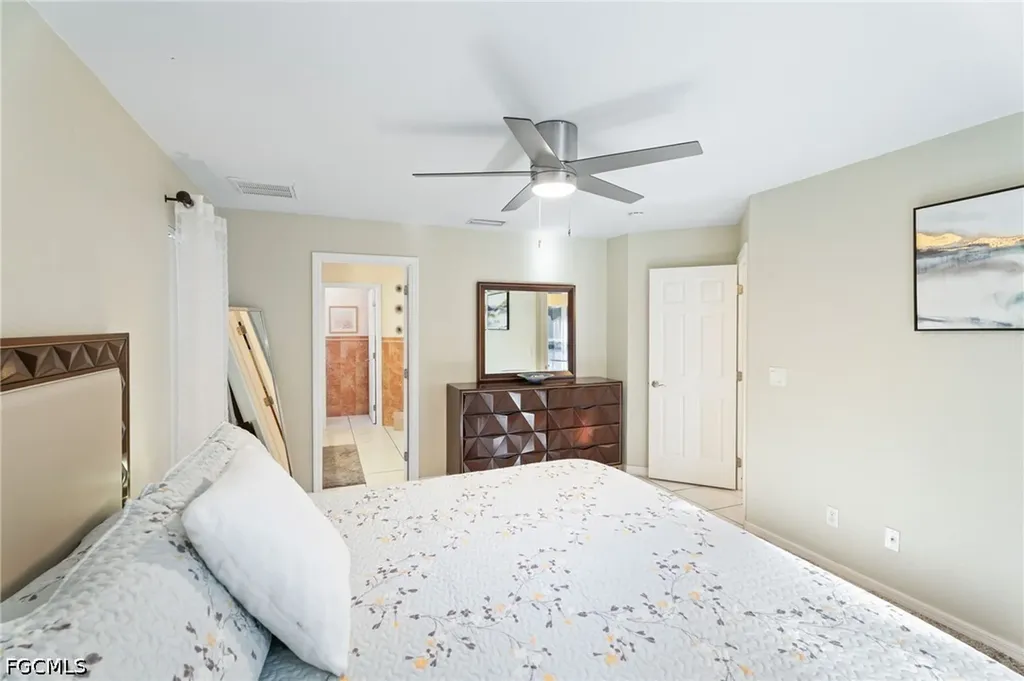 4813 SW 25th Court Cape Coral FL 33914