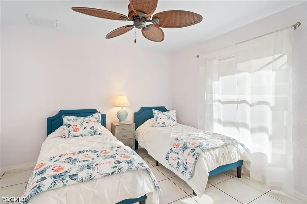 4813 SW 25th Court Cape Coral FL 33914