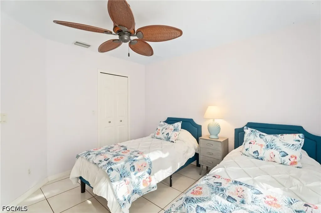 4813 SW 25th Court Cape Coral FL 33914