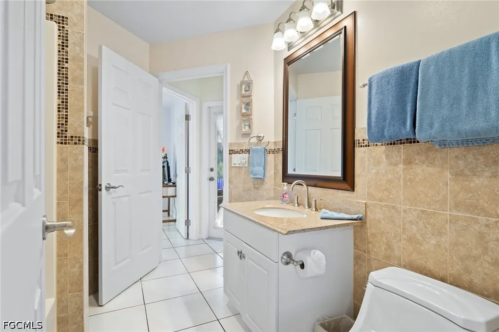 4813 SW 25th Court Cape Coral FL 33914