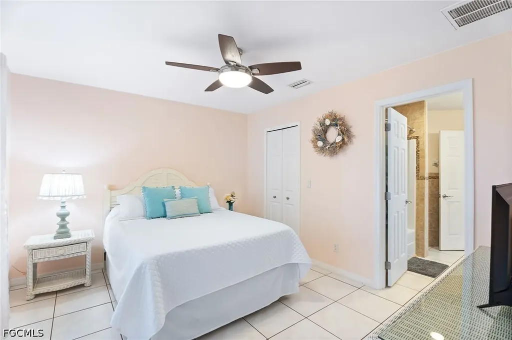 4813 SW 25th Court Cape Coral FL 33914