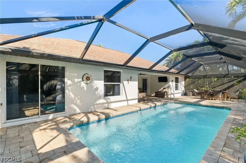 4813 SW 25th Court Cape Coral FL 33914
