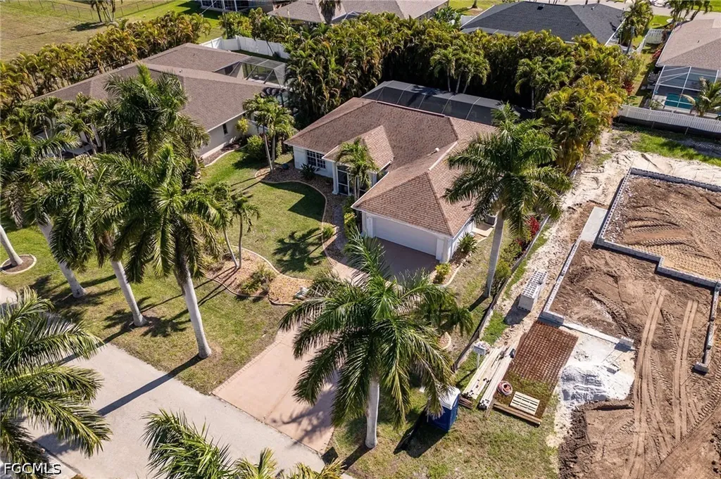 4813 SW 25th Court Cape Coral FL 33914