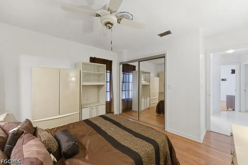 837 SW 2nd Avenue Cape Coral FL 33991