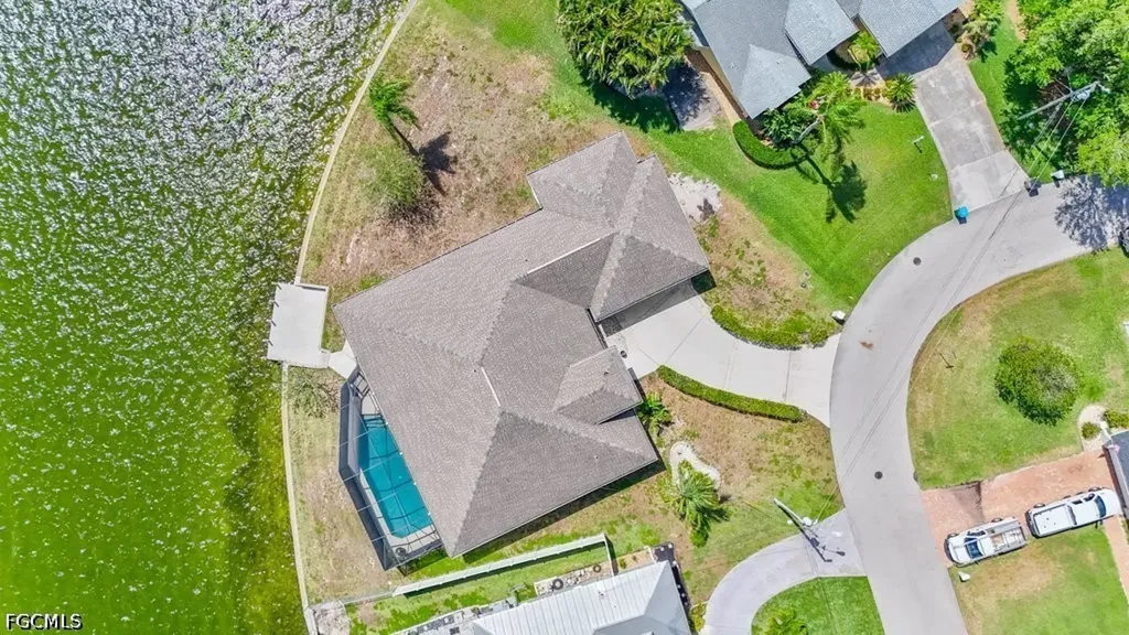 837 SW 2nd Avenue Cape Coral FL 33991