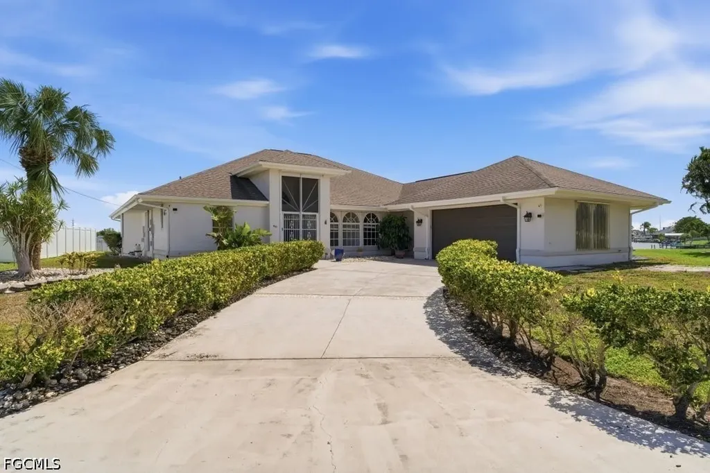 837 SW 2nd Avenue Cape Coral FL 33991