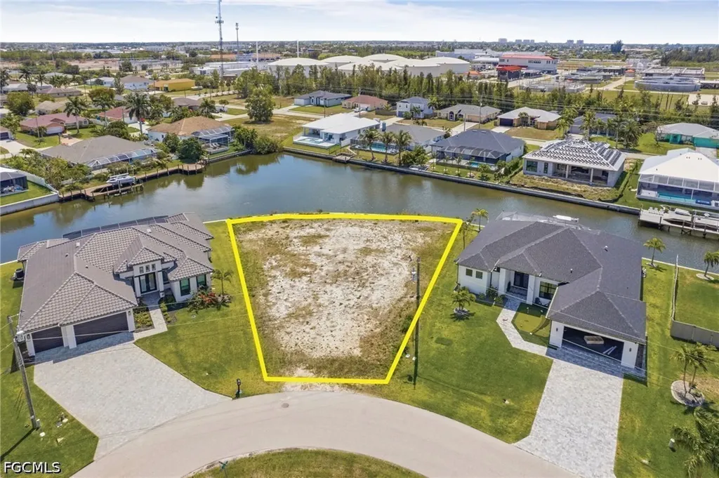 2222 SW 31st Lane Cape Coral FL 33914