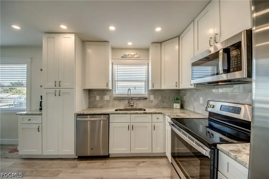 2360 Oleander Street St. James City FL 33956