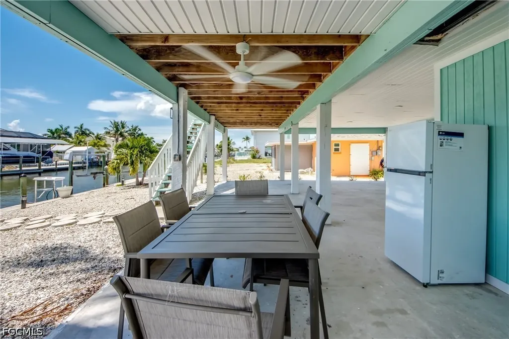 2360 Oleander Street St. James City FL 33956