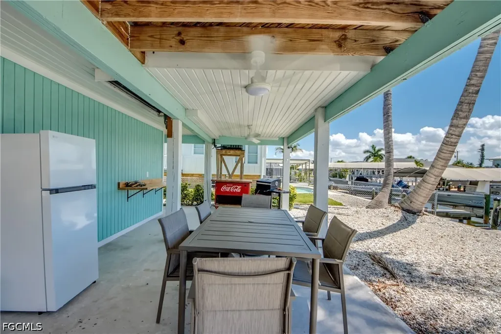 2360 Oleander Street St. James City FL 33956