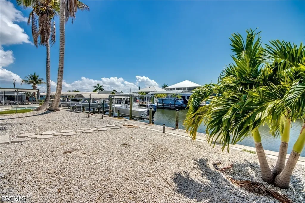 2360 Oleander Street St. James City FL 33956