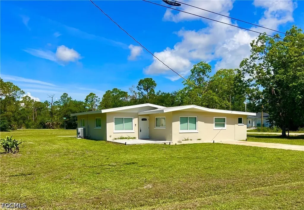 13097 Mizell Avenue Punta Gorda FL 33955