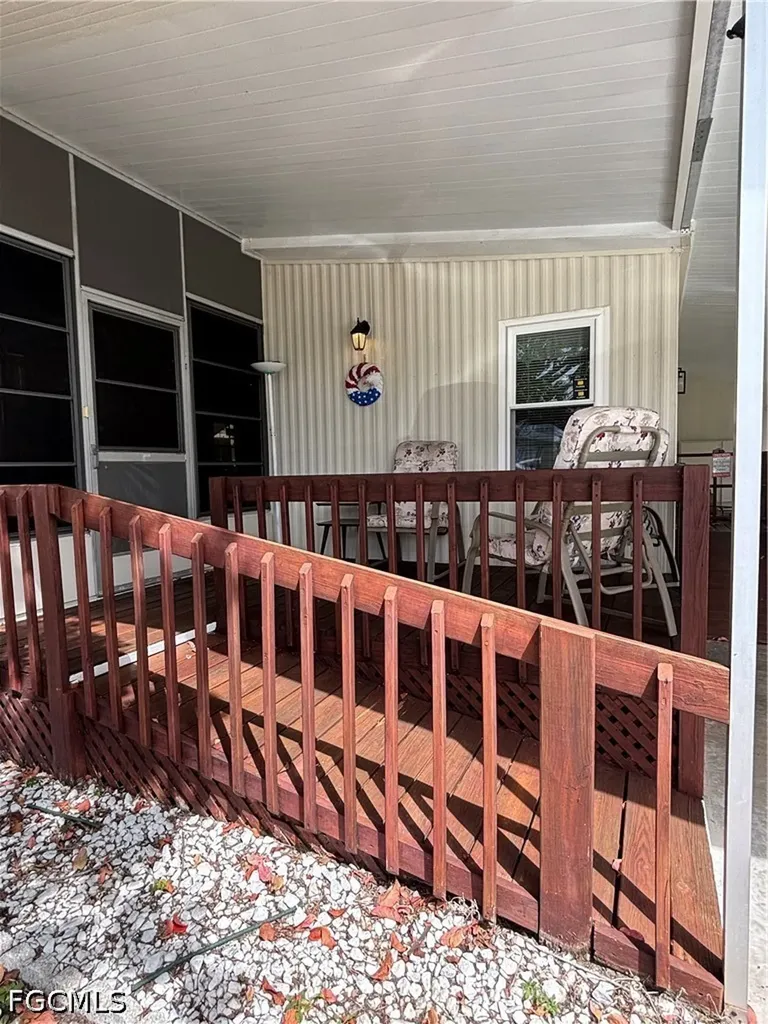 207 Harvest Lane North Fort Myers FL 33917