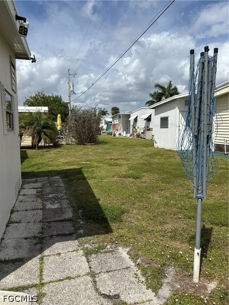 207 Harvest Lane North Fort Myers FL 33917