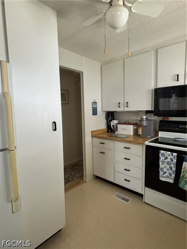 207 Harvest Lane North Fort Myers FL 33917