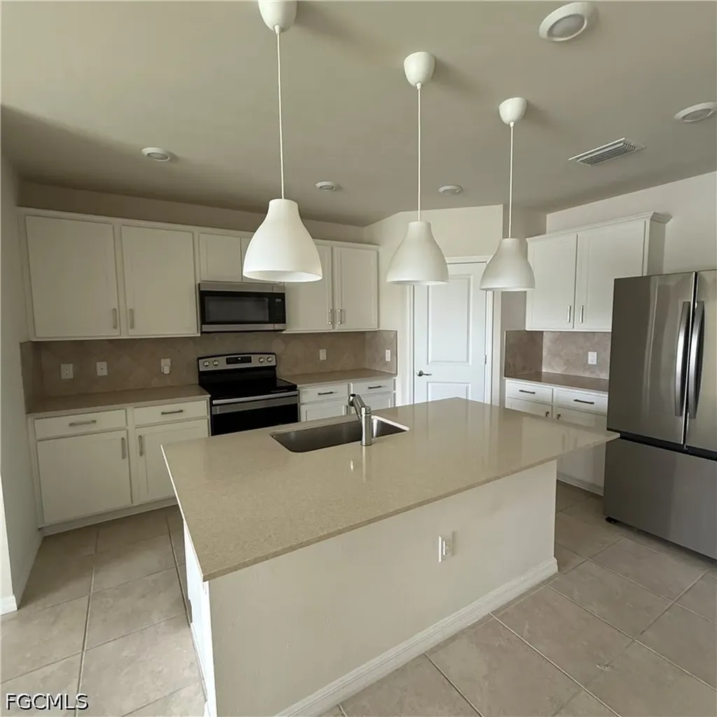 10754 Marlberry Way North Fort Myers FL 33917