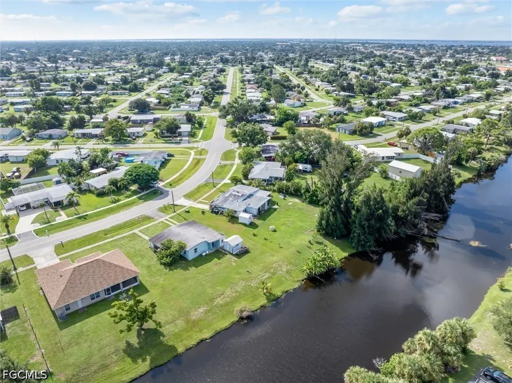 3107 Easy Street Port Charlotte FL 33952