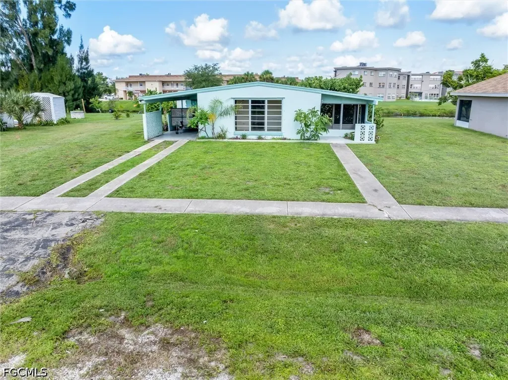3107 Easy Street Port Charlotte FL 33952