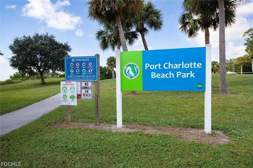 3107 Easy Street Port Charlotte FL 33952