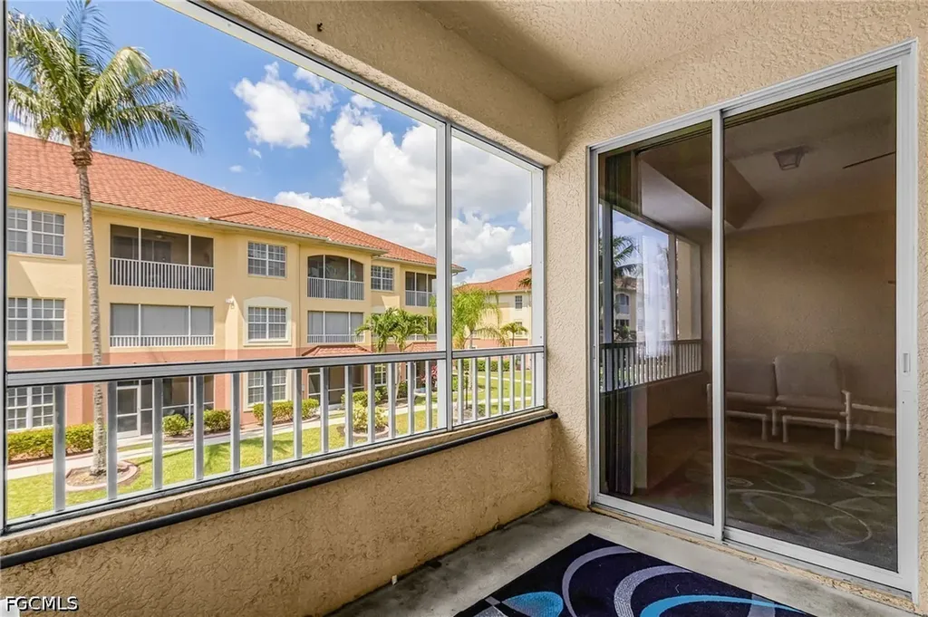 1137 Van Loon Commons Circle Cape Coral FL 33909