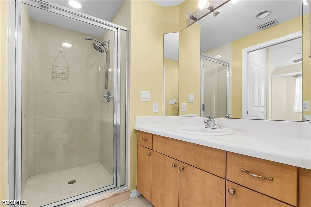 1137 Van Loon Commons Circle Cape Coral FL 33909