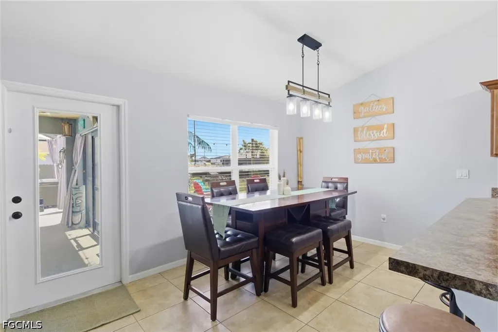 1413 NW 8th Place Cape Coral FL 33993