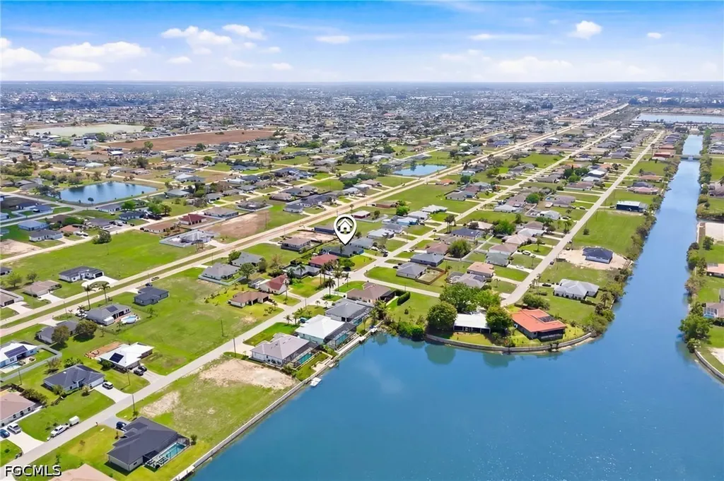 1413 NW 8th Place Cape Coral FL 33993