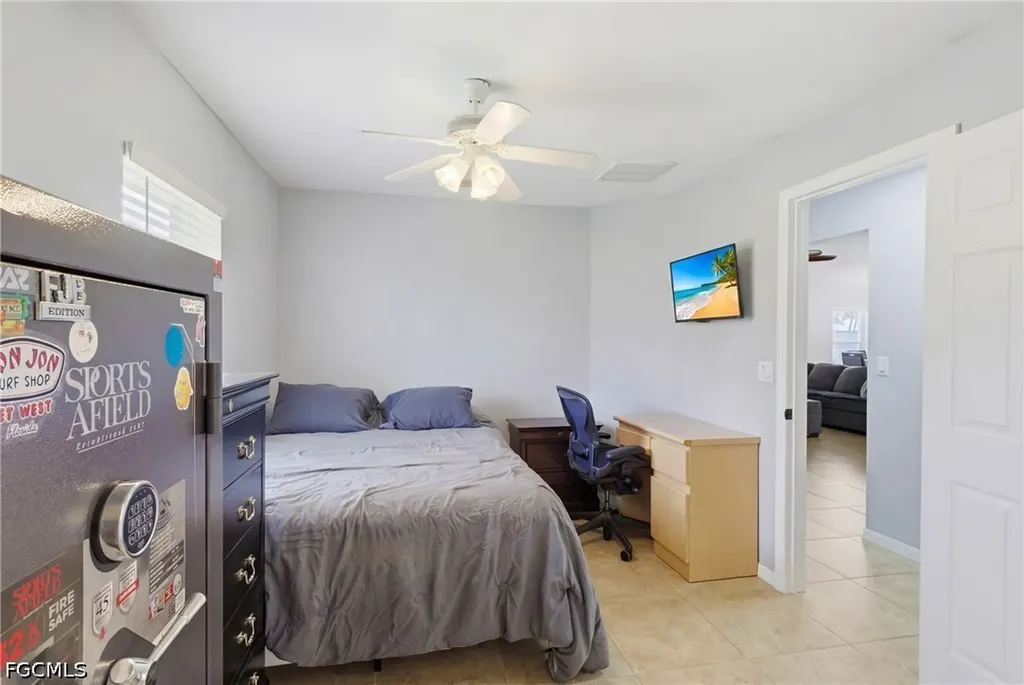 1413 NW 8th Place Cape Coral FL 33993