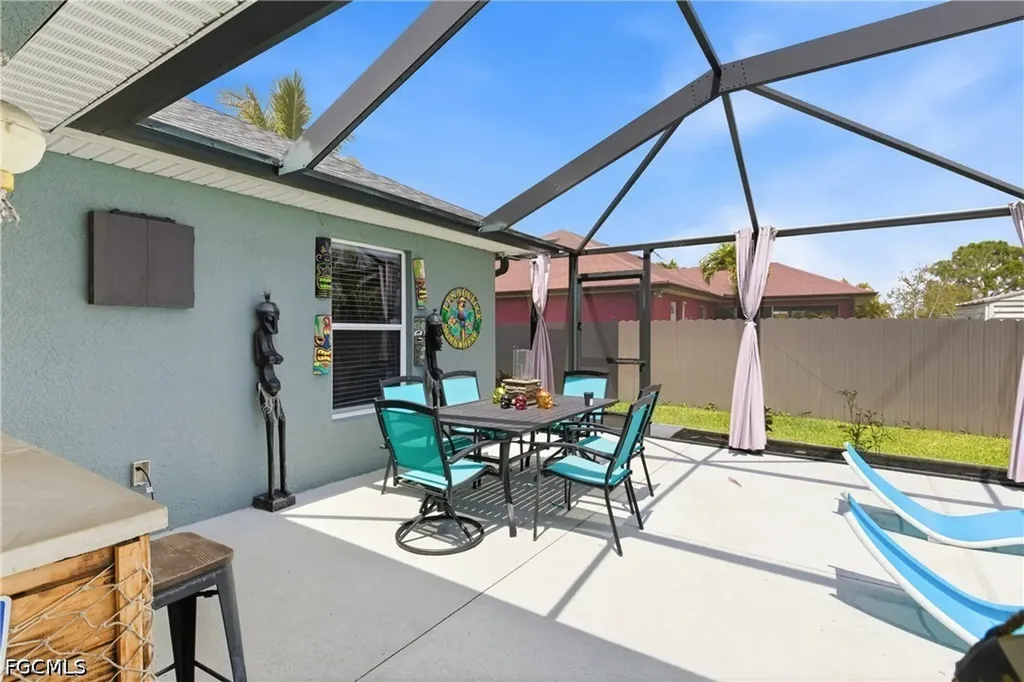 1413 NW 8th Place Cape Coral FL 33993