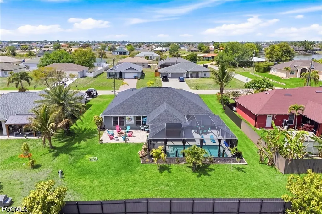 1413 NW 8th Place Cape Coral FL 33993