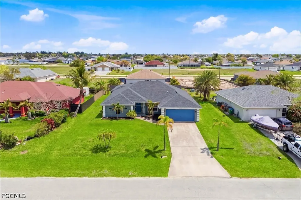 1413 NW 8th Place Cape Coral FL 33993