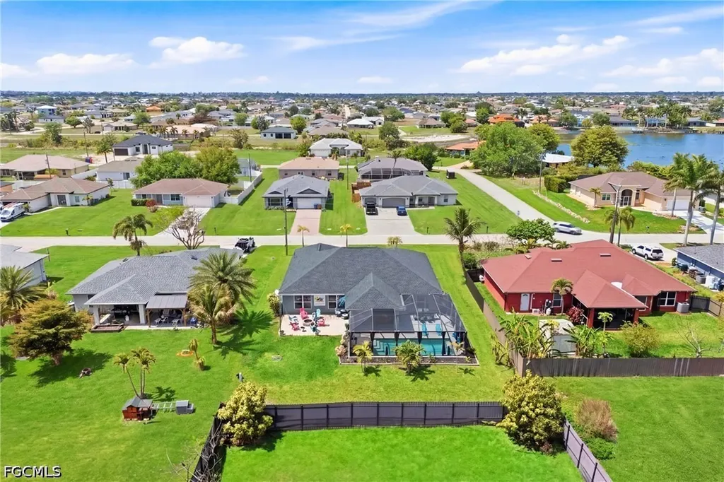 1413 NW 8th Place Cape Coral FL 33993
