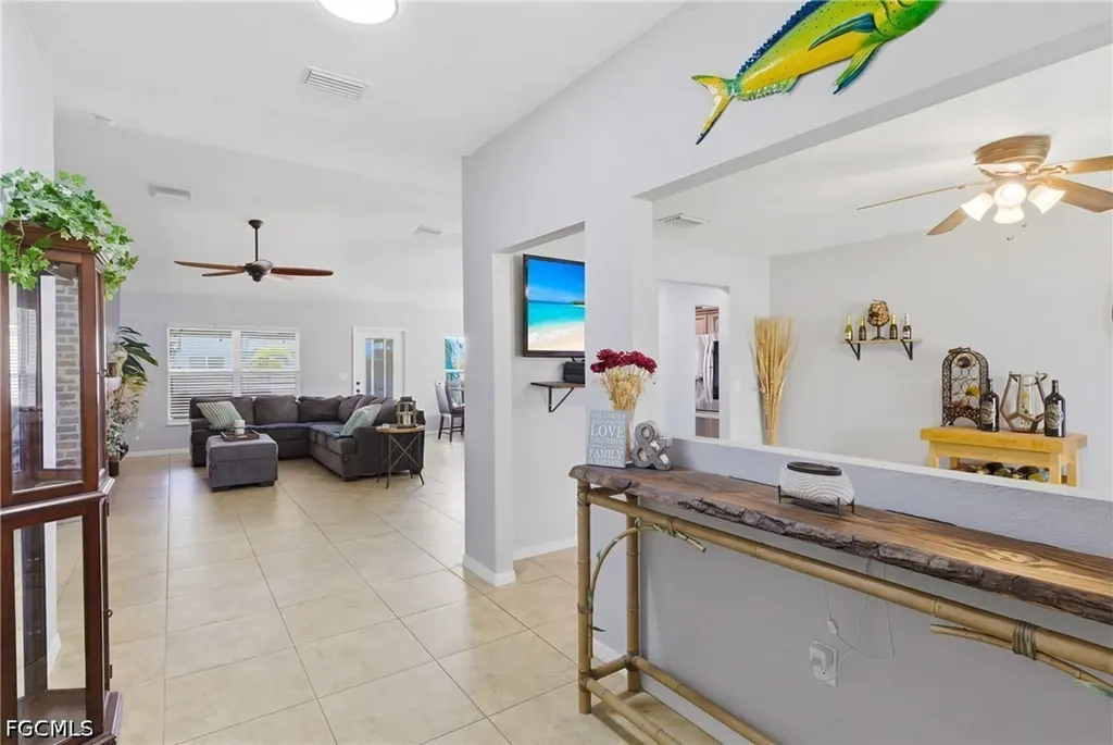 1413 NW 8th Place Cape Coral FL 33993