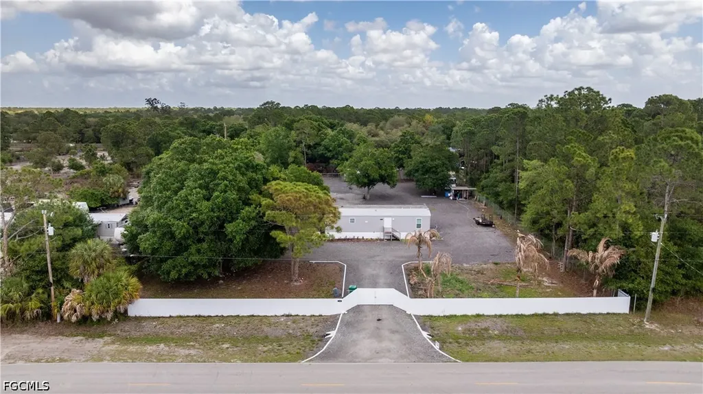 135 N Hacienda Street Clewiston FL 33440
