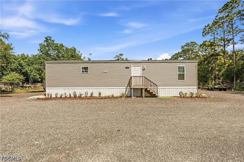 135 N Hacienda Street Clewiston FL 33440