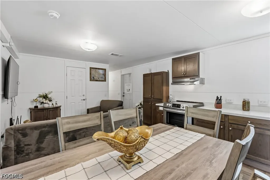 135 N Hacienda Street Clewiston FL 33440